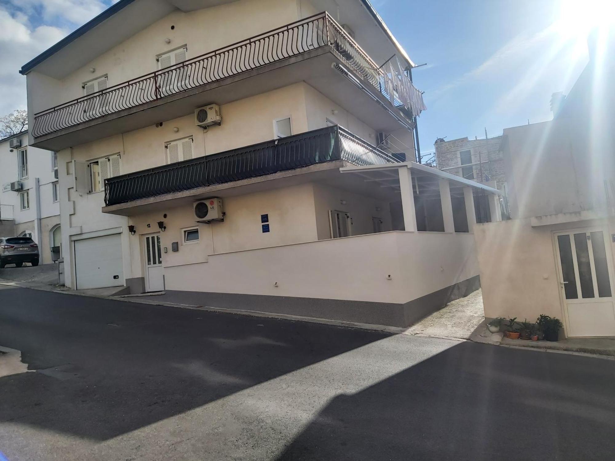 Apartments Culav Makarska Bagian luar foto